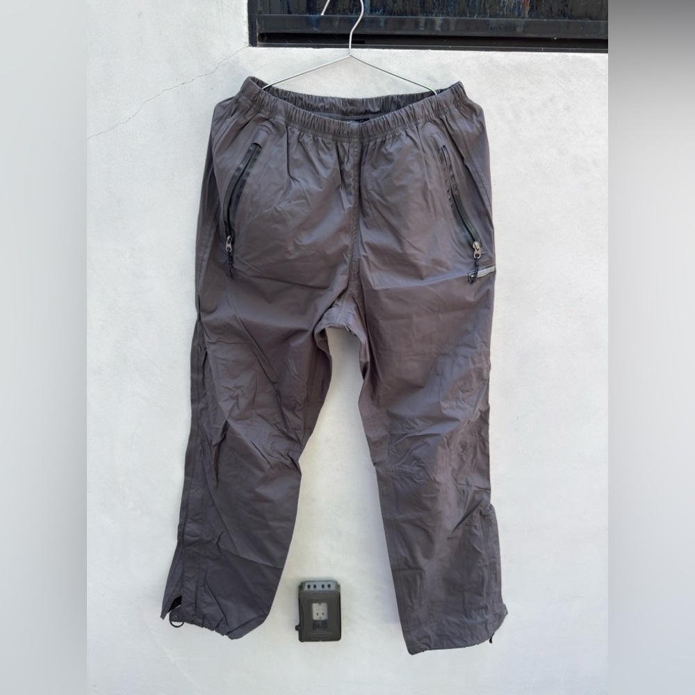 REI Men’s Charcoal Waterproof Windbreaker Pants